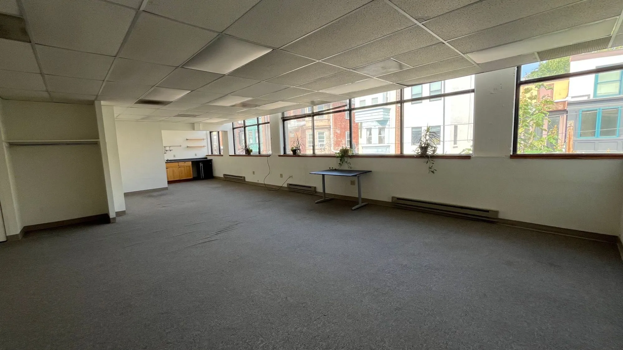 Suite 202 open office